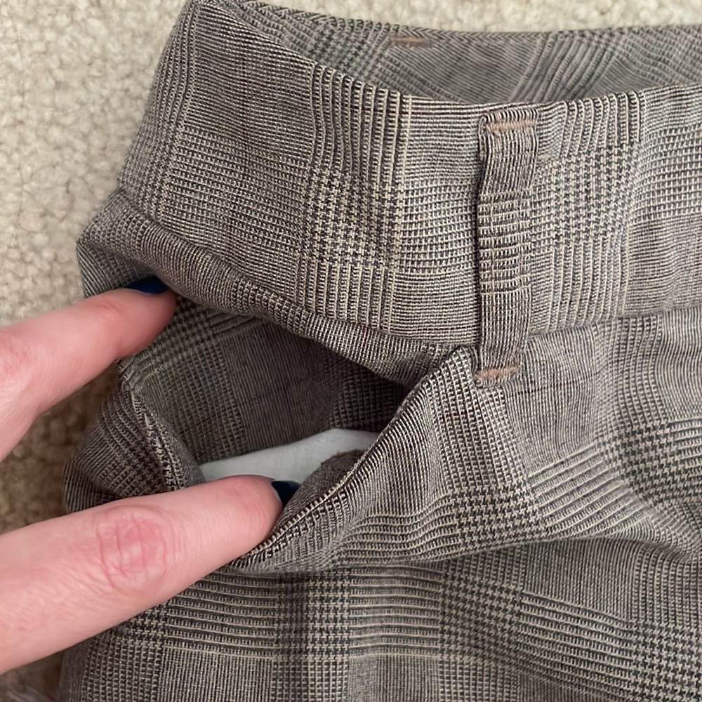 Crazy Horse by Liz Claiborne Brown and Tan Plaid Wide Leg Trousers/Dress Pants - Picture 2 of 6